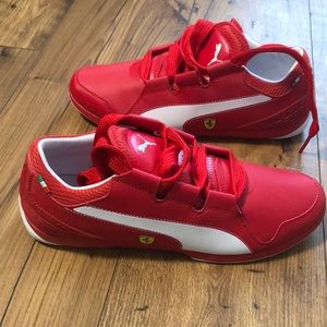 PUMA MENS SNEAKERS- NWT RED FERRARI SIZE 9.5